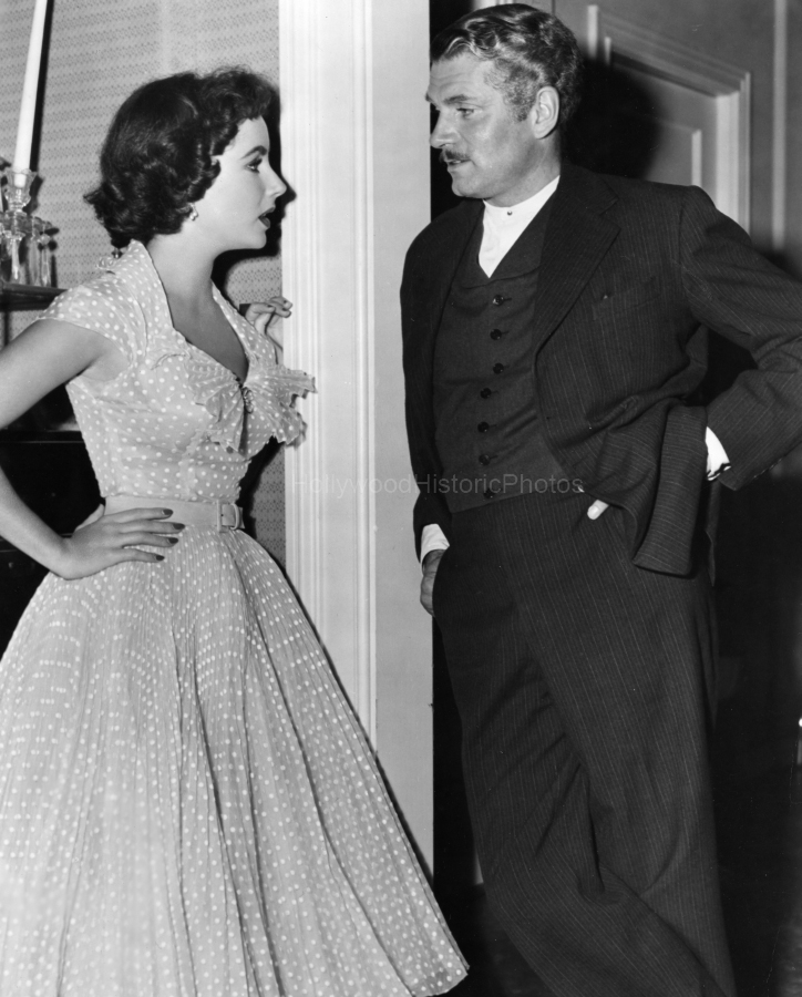 Elizabeth Taylor 1951 4 Fathers Little Dividend Laurence Olivier wm.jpg